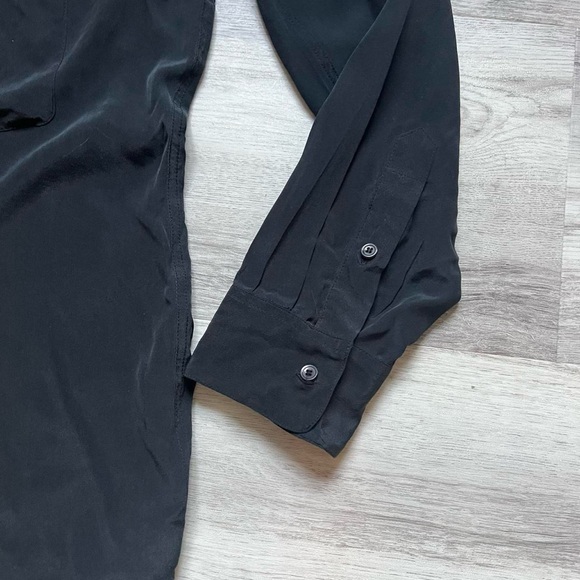 Black vintage silk Button-Up Shirt - Picture 5 of 5